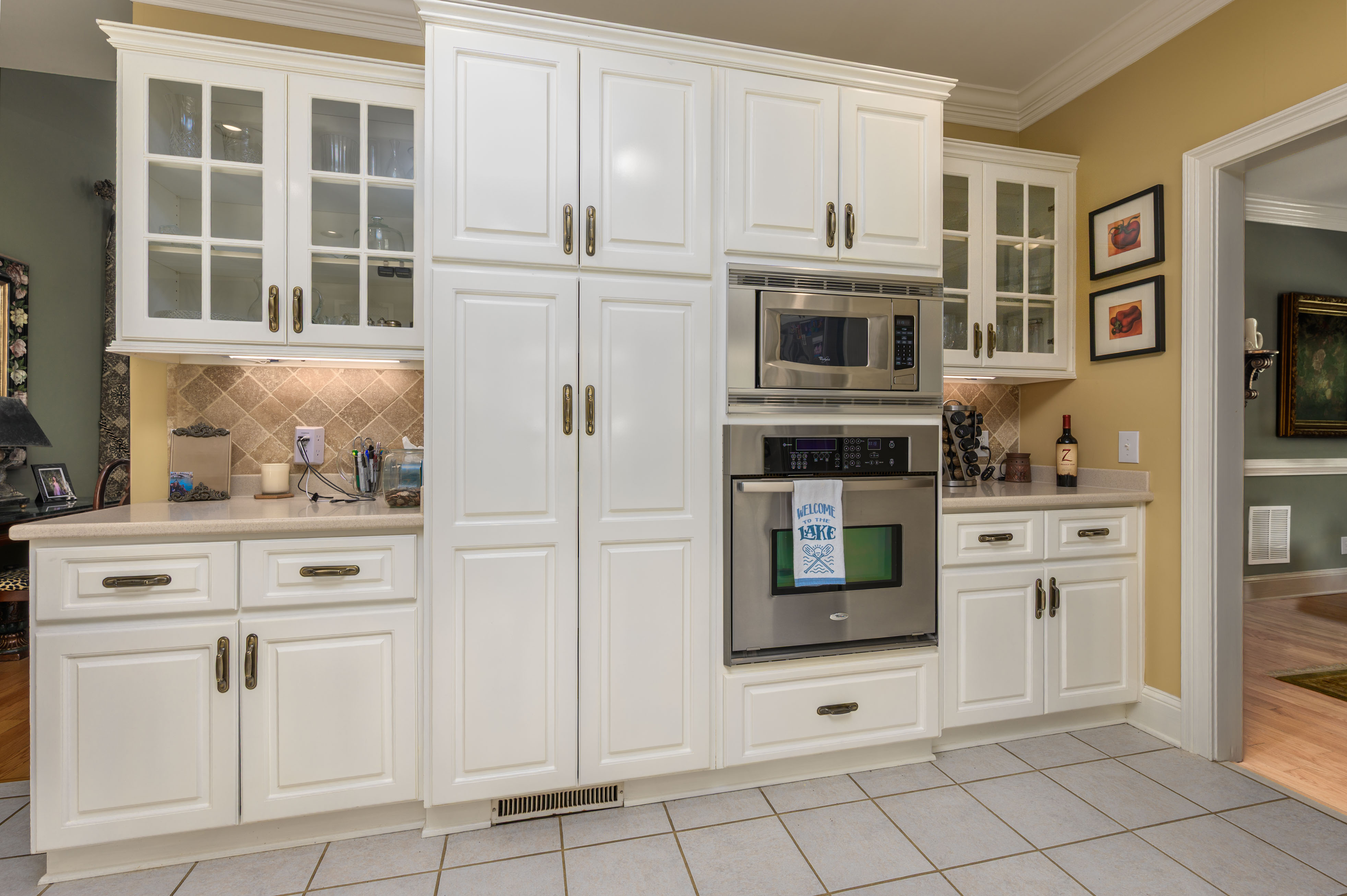 1811 Snug Harbor Drive image 16